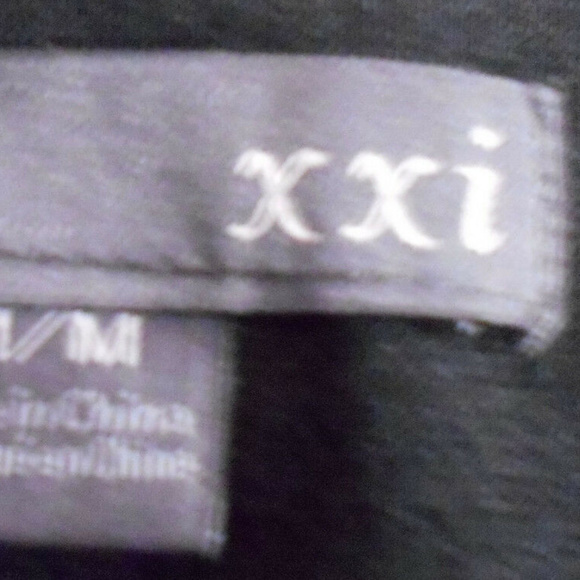 FOREVER 21 XXI‎ BLACK MINI SKIRT - Picture 4 of 5